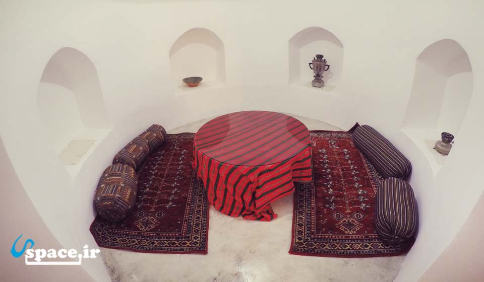 نمای اتاق اقامتگاه بوم گردی مزراچو - نائین - اصفهان